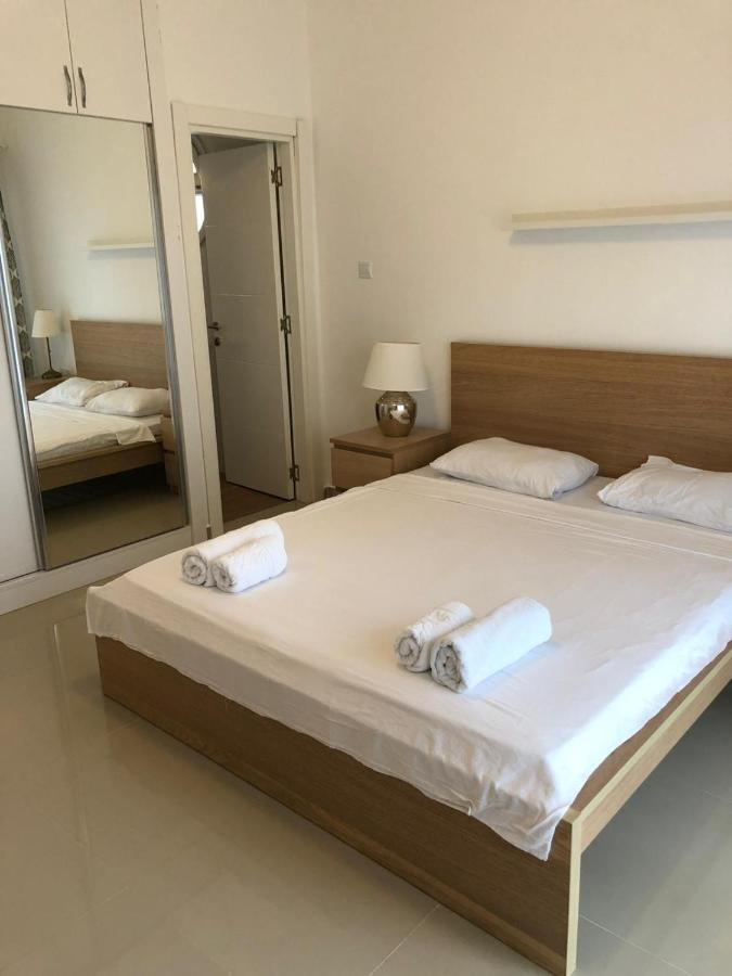 Spartacus Pool Apartments In Caesar Resort & Spa Trikomo Esterno foto